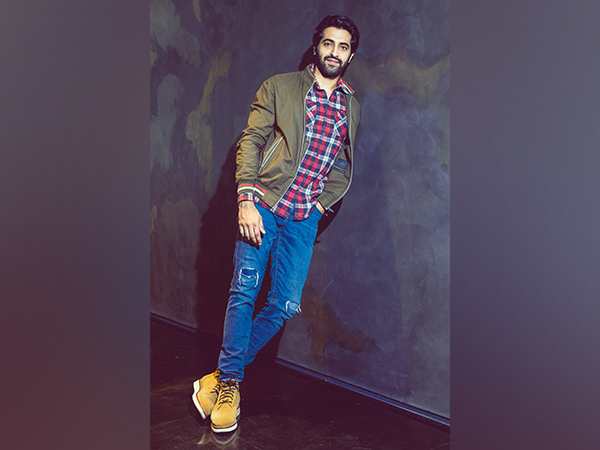 Akshay Oberoi (Image source: Twitter)