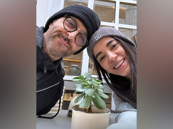 Hrithik Roshan, Saba Azad (Image source: Instagram)