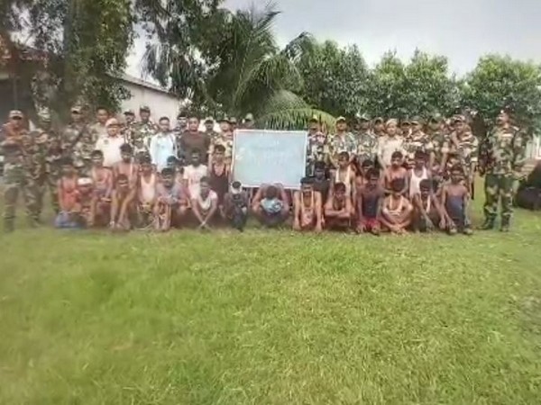 24 smugglers arrested with 51 cattle heads in Assam (Photo/ANI)