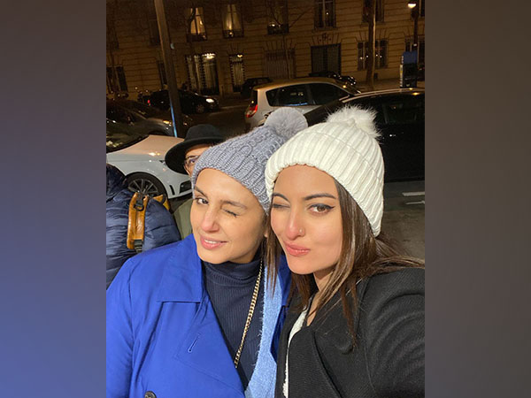 Sonakshi Sinha with Huma Qureshi (Image source: Instagram)