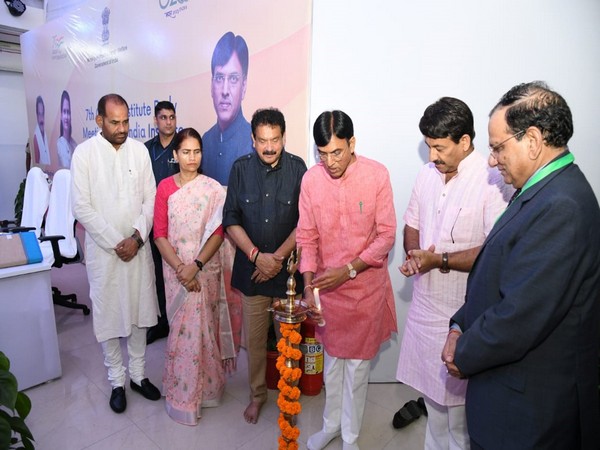 Union Minister Dr Mansukh Mandaviya chairs 7th meeting of Central Institute Body of AIIMS. (Photo/ANI)