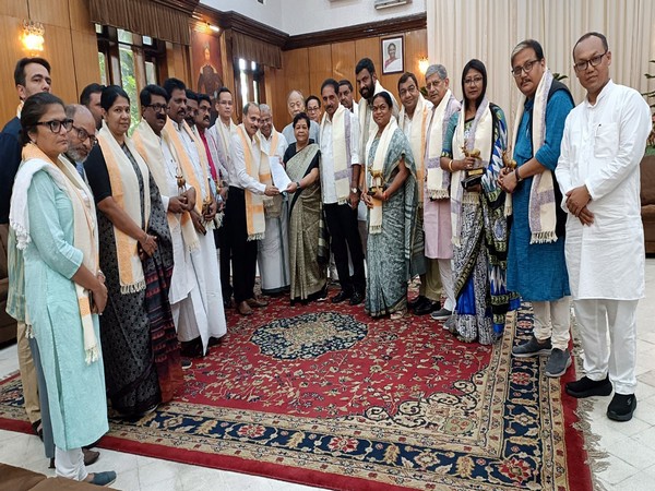 The delegation of I.N.D.I.A. alliance submits a memorandum to Manipur Governor Anusuiya Uikey (Photo/ANI)
