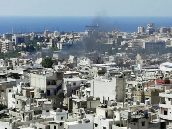 Palestinian faction clashes in Lebanon. (Photo: Reuters)
