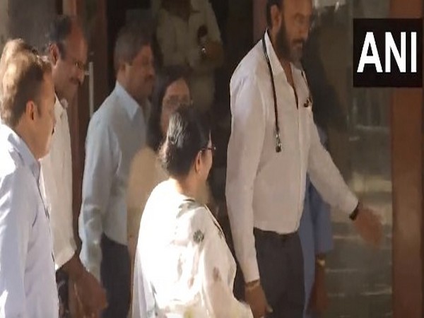 West Bengal Chief Minister Mamata Banerjee meets Buddhadeb Bhattacharjee