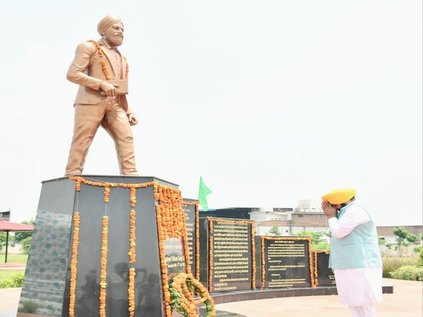 Punjab CM Bhagwant Mann pays tributes to Shaheed Udham Singh at his memorial (Photo/ANI)