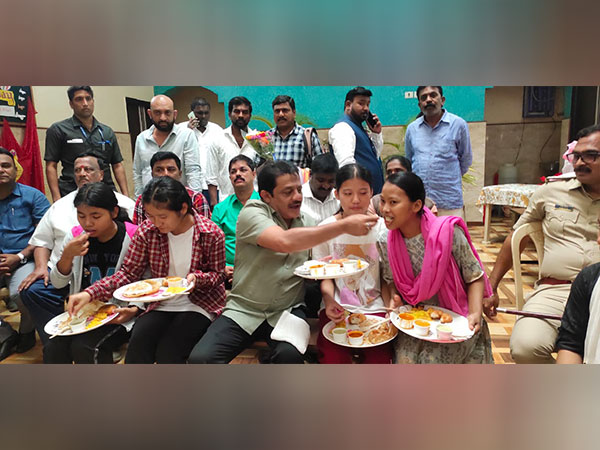 Karnataka Minister Zameer Ahmed Khan celebrates his birthday with the displaced children of Manipur (Photo/ANI)