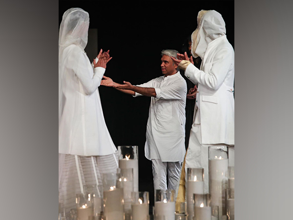 Designer Rajesh Pratap Singh (Image Source: FDCI)