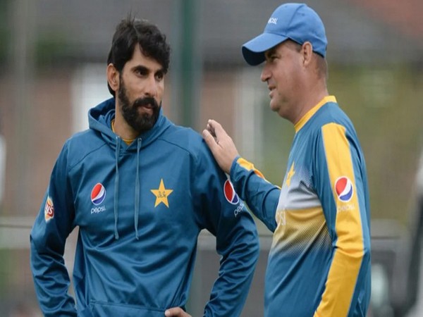 Misbah-ul-Haq and Mickey Arthur (Image: PCB) 