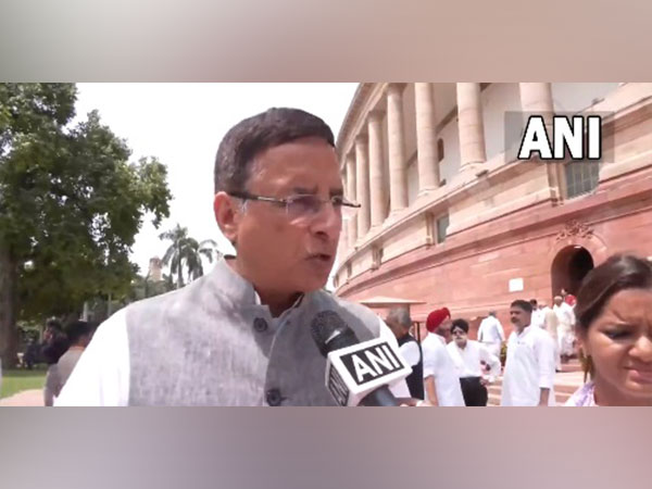 Congress MP Randeep Surjewala (Photo/ANI)