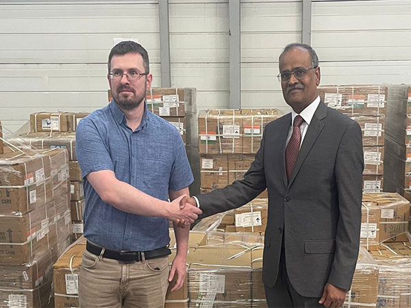 Indian Ambassador with Ukraine Depurty minister of health (Photo/ twitter @IndiainUkraine)