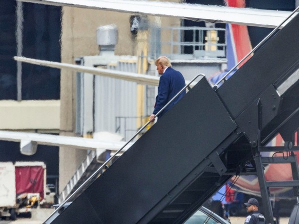 Former US President Donald Trump arrives at Reagan Washington National Airport. (Photo/Reuters)