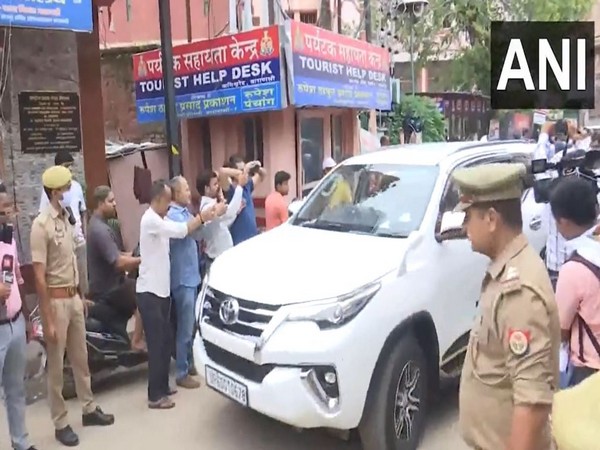 ASI team arrives at Gyanvapi mosque complex area. (Photo/ANI)