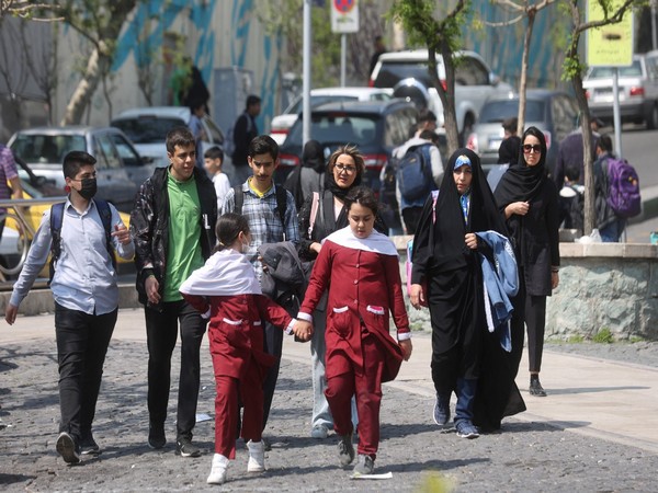 Iranian women amid the implementation of hijab surveillance in Tehran, Iran. (File Photo/Reuters)
