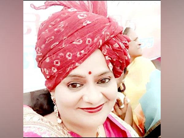 Tehsildar Amita Singh (photo / social media)