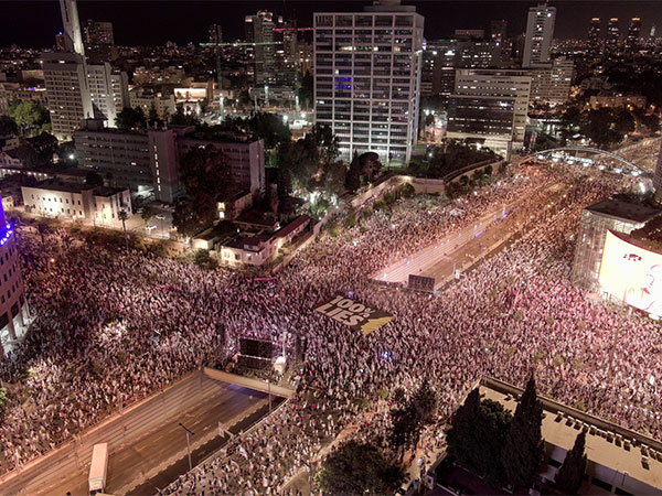 Protesters at a demonstration against Israeli Prime Minister Benjamin Netanyahu's judicial overhaul, in Tel Aviv, Israel, August 5, 2023.. (Photo/Reuters)