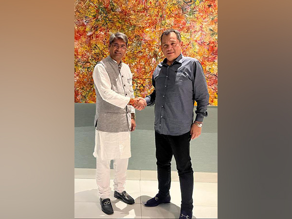AIFF President Kalyan Chaubey with FA Malaysia President Dato Haji Hamidin bin Haji Mohd (Photo: AIFF Media)