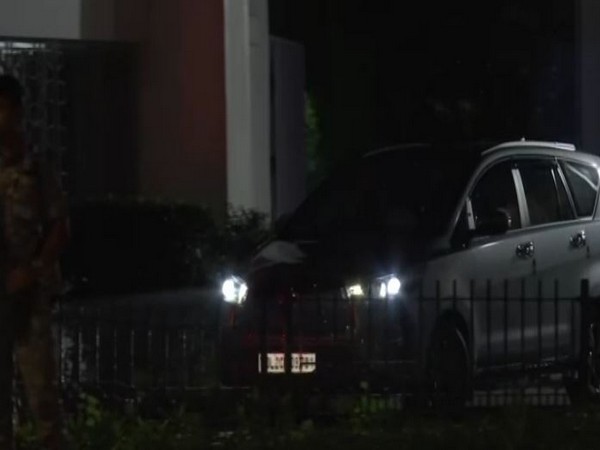 Rahul Gandhi leaves for Wayanad (Photo/ANI)