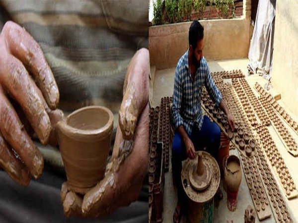 Umar making oil lamps for Independence Day (Photo/ANI)