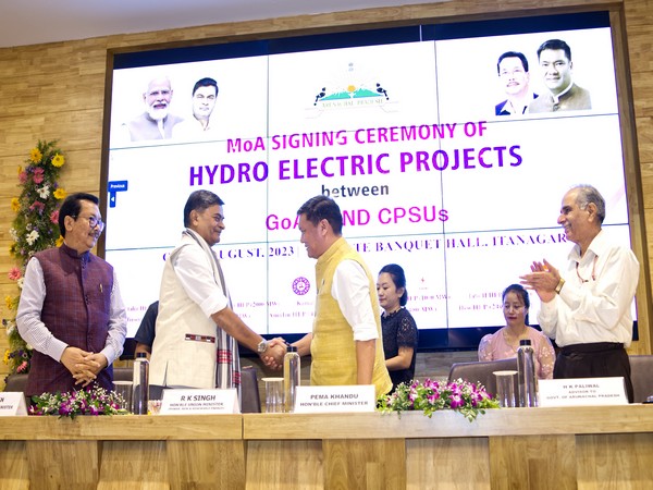 MoU signing ceremony of Hydro Electric Projects (Photo credit/Office of RK Singh Twitter handle)