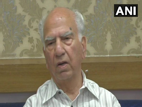 Former Himachal Pradesh chief minister Shanta Kumar(File photo/ANI)