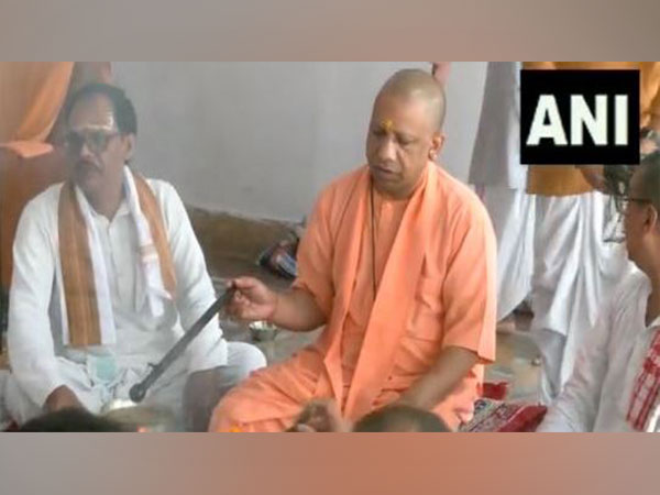 CM Yogi Adityanath performs puja at Gorakhnath Temple (Photo/ANI)