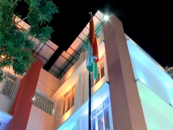 Independence Day: TN Madurai's school hoist flag at midnight (Photo/ANI)