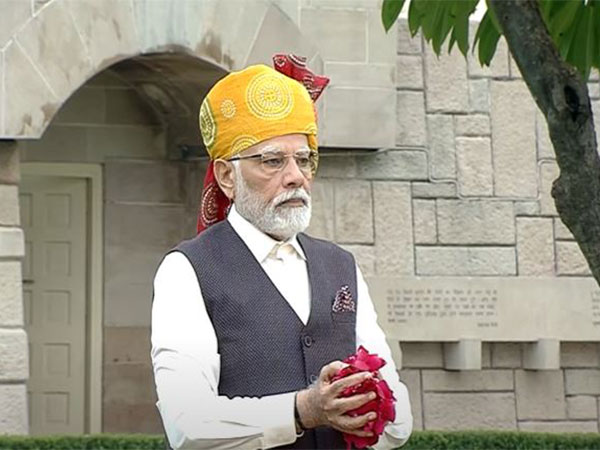 PM Narendra Modi pays homage at the Samadhi of Mahatma Gandhi (Photo/Narendra Modi Youtube)