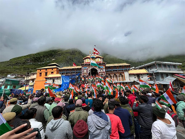 Independence Day Celebrations at Badrinath Dham in Chamoli (Image/ANI)
