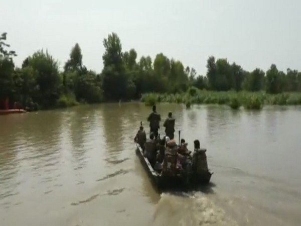 Army's flood relief operations in Himachal. (Photo/ANI)