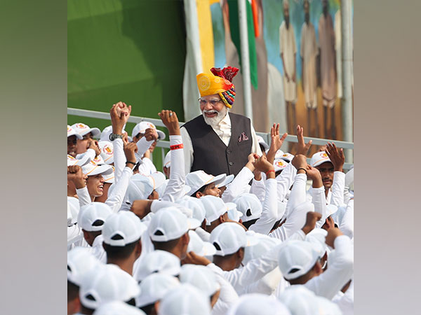 Prime Minister Narendra Modi at Red Fort (Image: Twitter/PMO India)