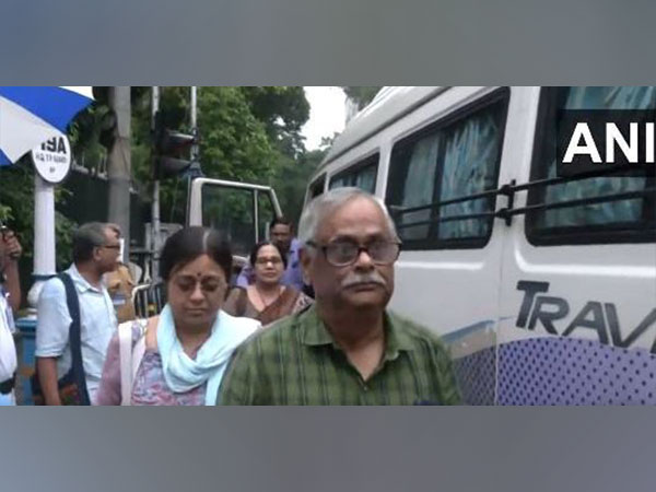 Jadavpur University authorities arrive for an emergency meeting at Raj Bhavan. (Photo/ANI)