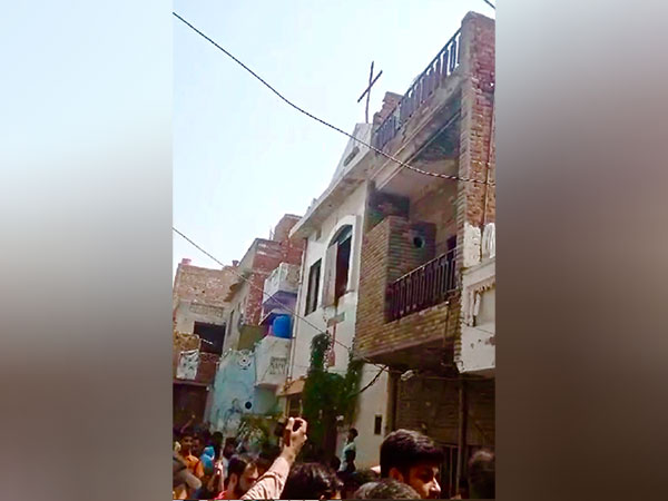 Churches attacked in Pakistan's Faisalabad  (Image Credit: X/@BishopAzadM)