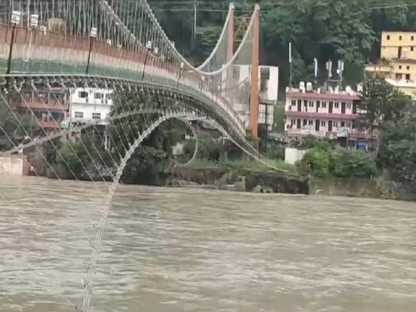Movement of two-wheeler vehicles banned on Ram Jhula Bridge in Uttarakhand on Thursday (Photo/ANI)