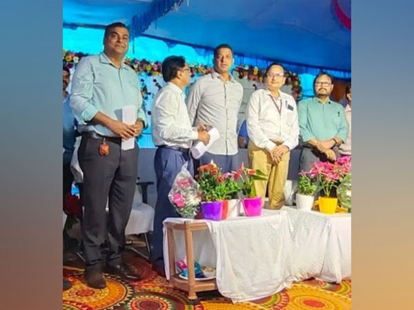 From L to R: Sougata Niyogi, Dr. K. Suresh, Kothagiri Sridhar, Dr. PK Singh, and Balaji Naik