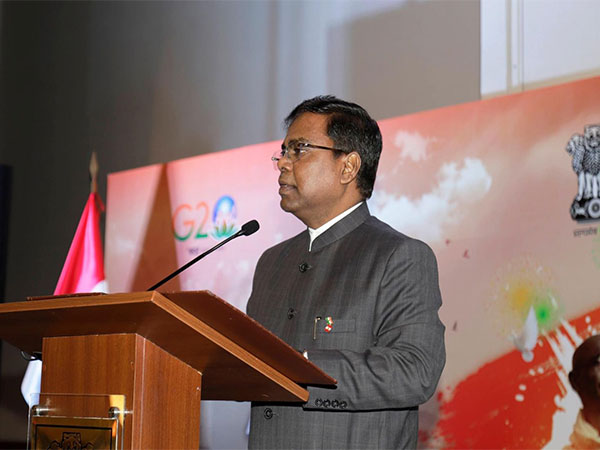 India's Ambassador to Peru Vishvas Vidu Sapkal (Image Credit: X/@eoilima)