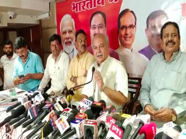 Union Minister Narendra Singh Tomar addressing media in Gwalior (Photo/ANI) 