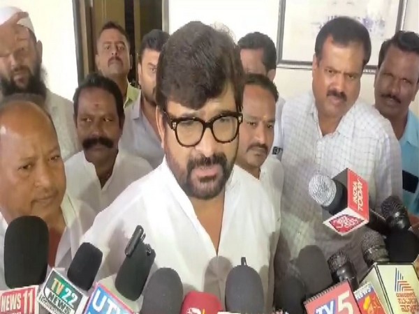 Karnataka Congress MLA Vinaya Kulkarni (Photo/ANI)