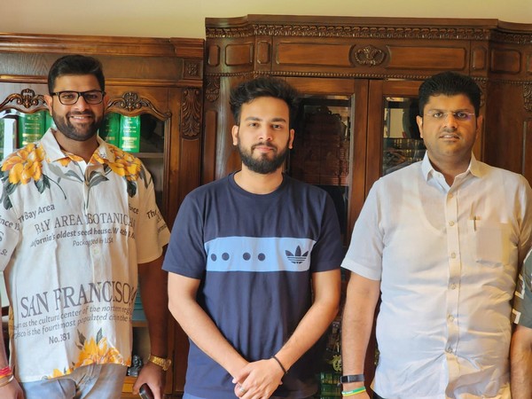 Elvish Yadav meets Haryana Deputy CM Dushyant Chautala, Digvijay Chautala (Image Source: ANI)