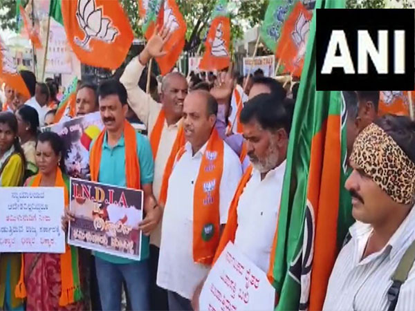 Karnataka BJP leaders protesting against release of water from Cauvery river to TN (Photo/ANI) 