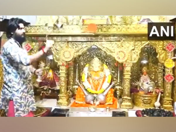 Special prayers at Bageshwar Dham. (Photo/ANI)