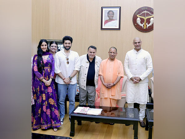 UP CM Yogi Adityanath and team Gadar 2 (Image source: Instagram)