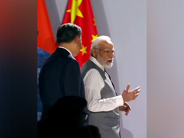 Prime Minister Narendra Modi and Chinese President Xi Jinping (File Photo/ANI)