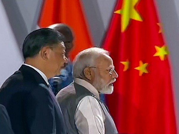 Prime Minister Narendra Modi and Chinese President Xi Jinping (File Photo/ANI)