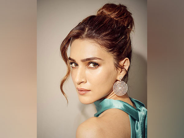 Actor Kriti Sanon (Image source: Instagram)
