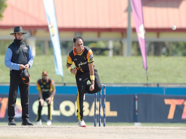 New York Warriors' Abdur Rehman in action against Texas Chargers during US Masters T10 League (Image: US T10 League)