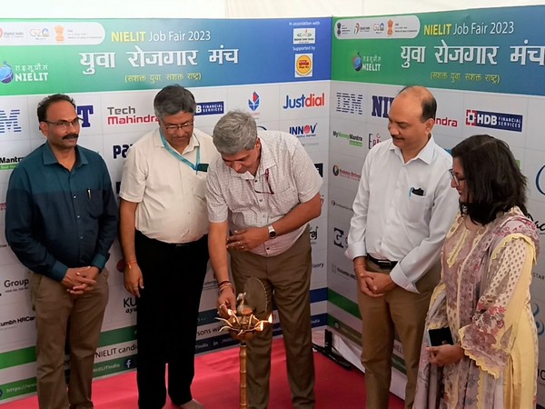 The Director General of NIELIT Dr Madan Mohan Tripathi inaugurating Yuva Rojgar Manch job fair (Photo- Ministry of Electronics & IT)