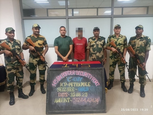 Border Security Force (BSF) apprehended a smuggler (Photo/ANI)