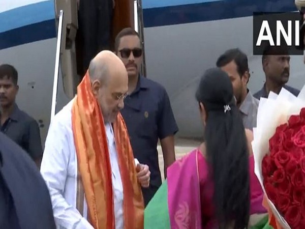 Amit Shah arrives at Vijayawada (Photo/ANI)