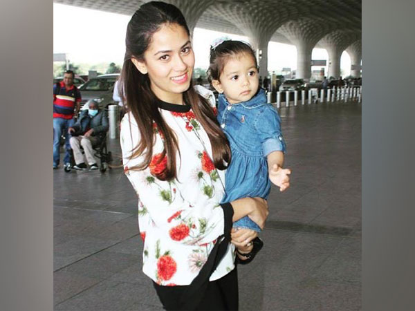 Mira Kapoor with daughter Misha (Image source: Instagram)
