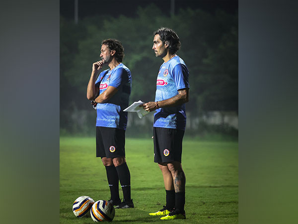 Carles Cuadrat, Dimas Delgado supervising Emami East Bengal training ahead of Durand Cup semi-final